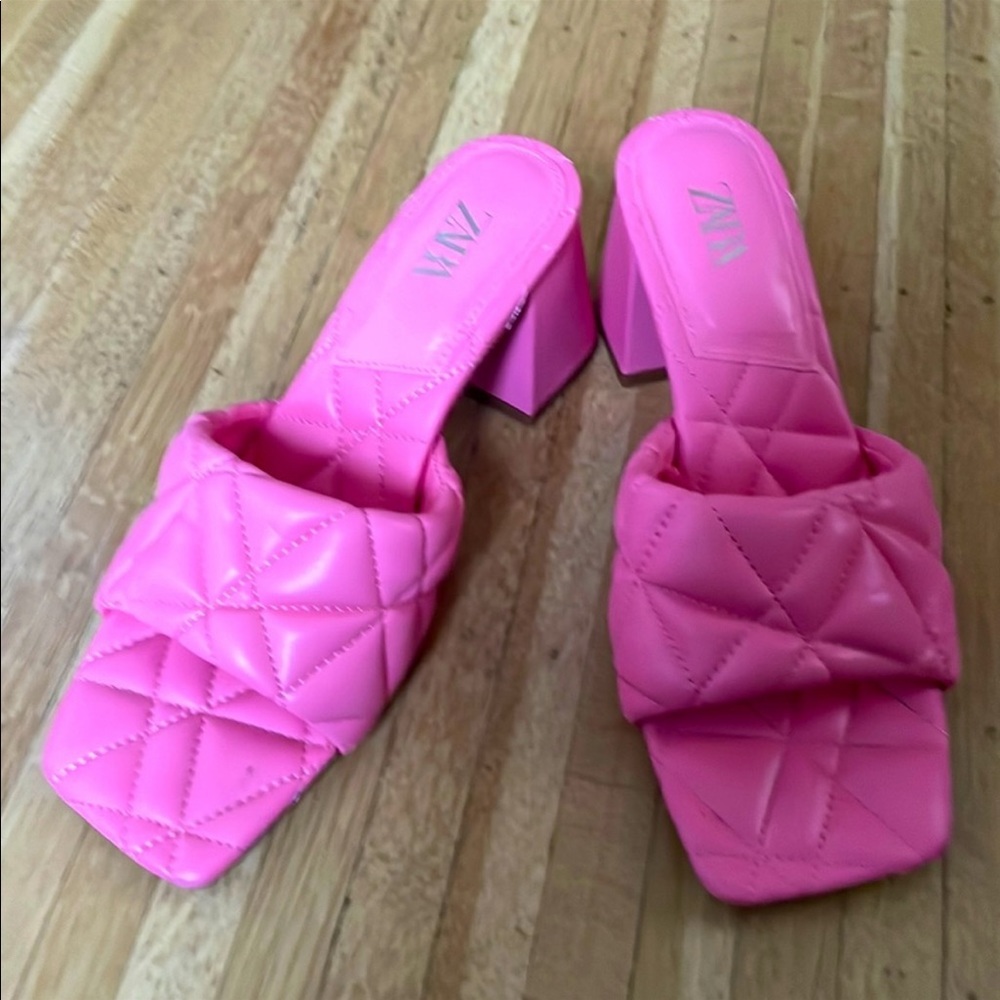 Quilted Zara sandals